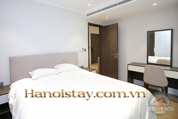 Luxury 3 Bedroom Serviced Apartment In Truc Bach, Ba Dinh 24