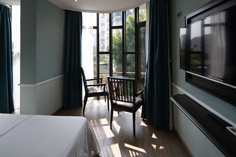 *Luxury Apartment For Rent in Hoan Kiem, Near Old Quarter & The Lake* 15