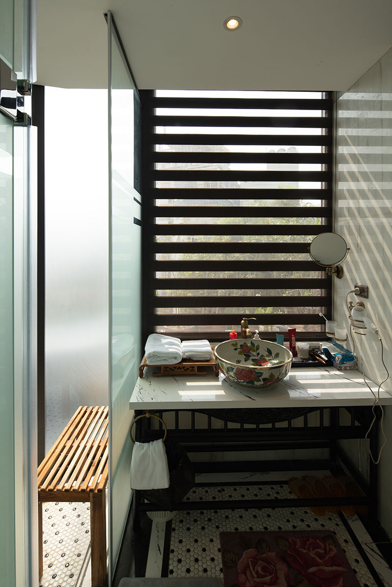 *Luxury Apartment For Rent in Hoan Kiem, Near Old Quarter & The Lake* 46