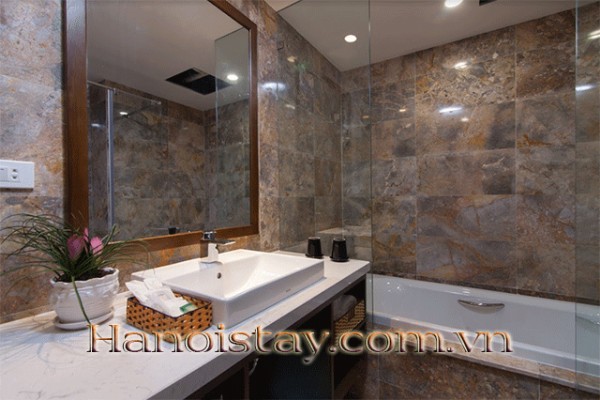 LUXURY APARTMENT IN DONG DA - 2 BEDROOM -*SPACIOUS, AIRY With LAKE VIEW* 13
