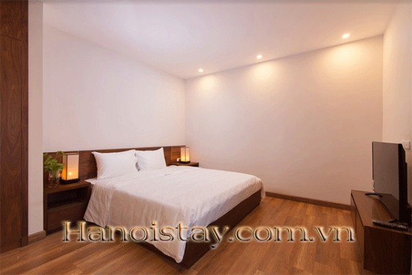LUXURY APARTMENT IN DONG DA - 2 BEDROOM -*SPACIOUS, AIRY With LAKE VIEW* 9