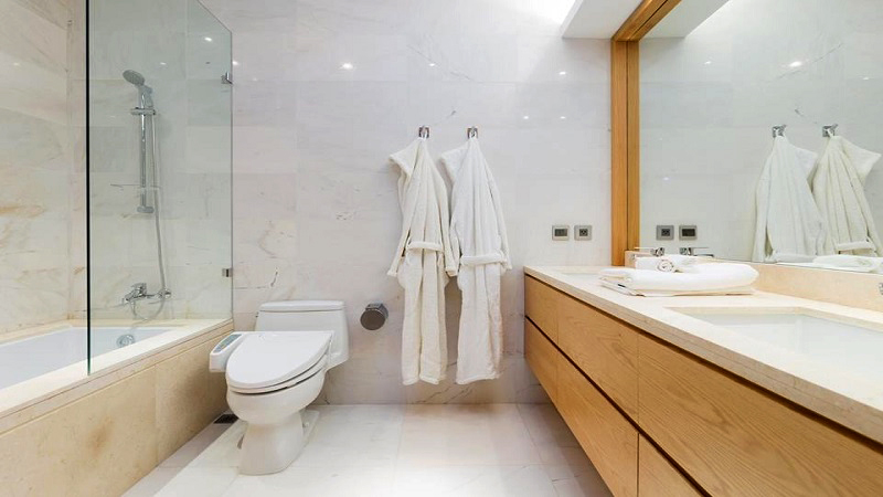 Luxury Brand New Two Bedroom Apartment for rent in To Ngoc Van str, Tay Ho 6