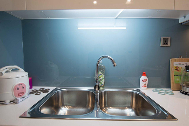 *Luxury, Bright, Modern Three Bedroom Apartment For Rent in Vinhomes Metropolis* 2