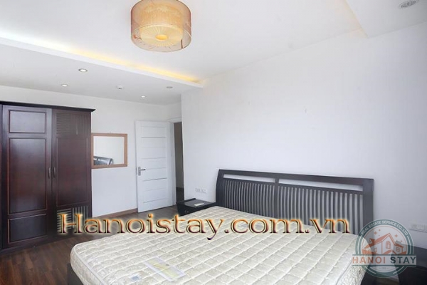 *Luxury High Floor 3 Bedroom Apartment Rental in Xuan Dieu street with West Lake View* 13