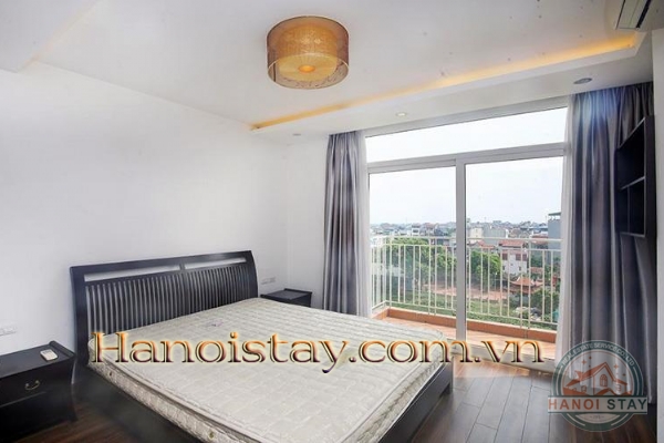 *Luxury High Floor 3 Bedroom Apartment Rental in Xuan Dieu street with West Lake View* 15
