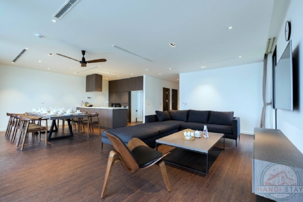 Luxury Lake View 4-Bedroom Apartment for Rent in Tay Ho 3