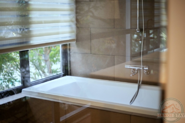 Luxury Lake View 4-Bedroom Apartment for Rent in Tay Ho 20
