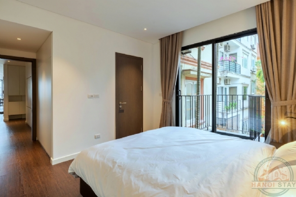 Luxury Lake View 4-Bedroom Apartment for Rent in Tay Ho 23