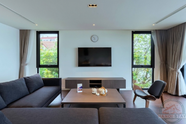 Luxury Lake View 4-Bedroom Apartment for Rent in Tay Ho 9