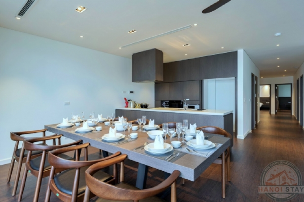 Luxury Lake View 4-Bedroom Apartment for Rent in Tay Ho 14