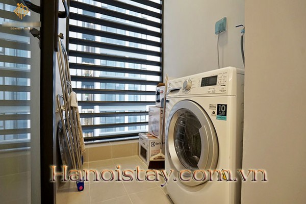*Luxury Serviced Apartment Rental in Vinhomes Metropolis* 16