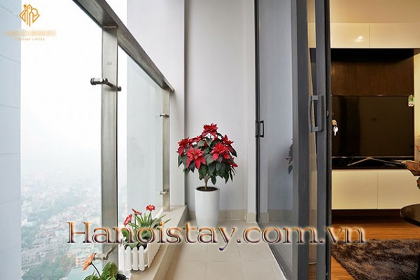 *Luxury Serviced Apartment Rental in Vinhomes Metropolis* 18