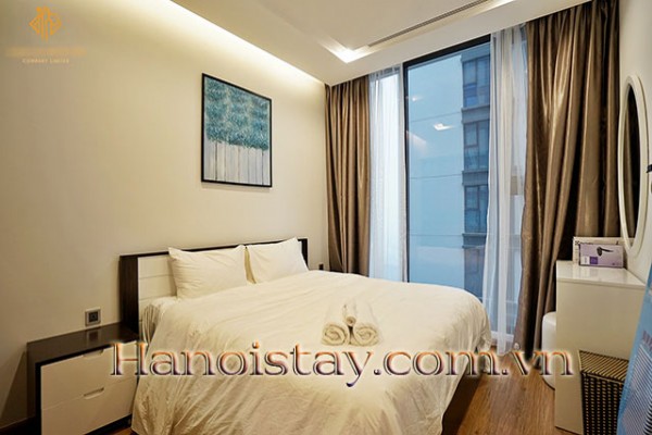 *Luxury Serviced Apartment Rental in Vinhomes Metropolis* 20