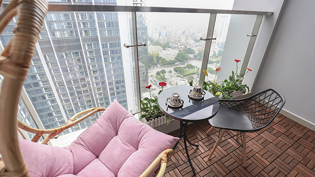 *Luxury Three Bedroom Apartment For Rent in Vinhomes Metropolis* 12