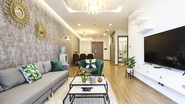 *Luxury Three Bedroom Apartment For Rent in Vinhomes Metropolis* 17