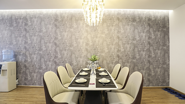 *Luxury Three Bedroom Apartment For Rent in Vinhomes Metropolis* 23