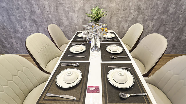 *Luxury Three Bedroom Apartment For Rent in Vinhomes Metropolis* 24