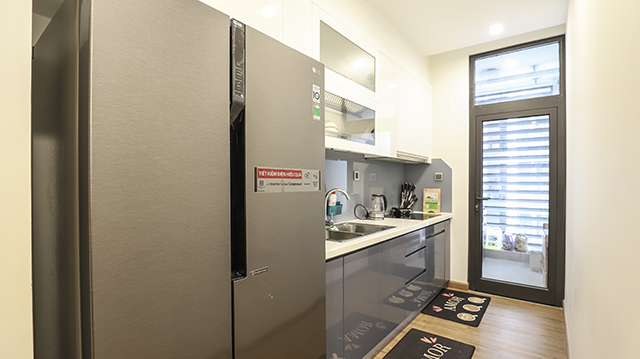 *Luxury Three Bedroom Apartment For Rent in Vinhomes Metropolis* 25