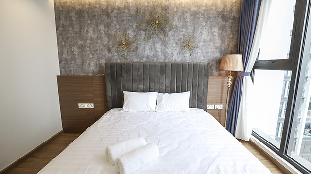 *Luxury Three Bedroom Apartment For Rent in Vinhomes Metropolis* 34