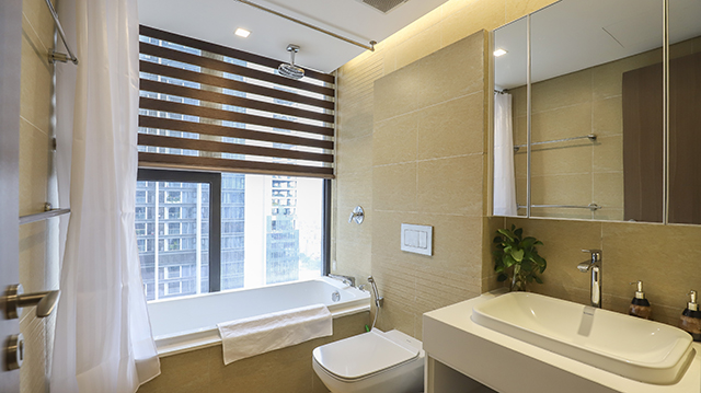 *Luxury Three Bedroom Apartment For Rent in Vinhomes Metropolis* 37