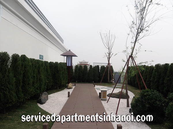 Luxury Three bedroom Apartment for rent in VinHomes Royal City 12