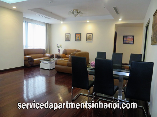 Luxury Three bedroom Apartment for rent in VinHomes Royal City 2