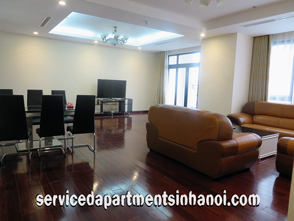 Luxury Three bedroom Apartment for rent in VinHomes Royal City 4
