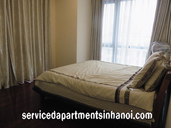 Luxury Three bedroom Apartment for rent in VinHomes Royal City 8