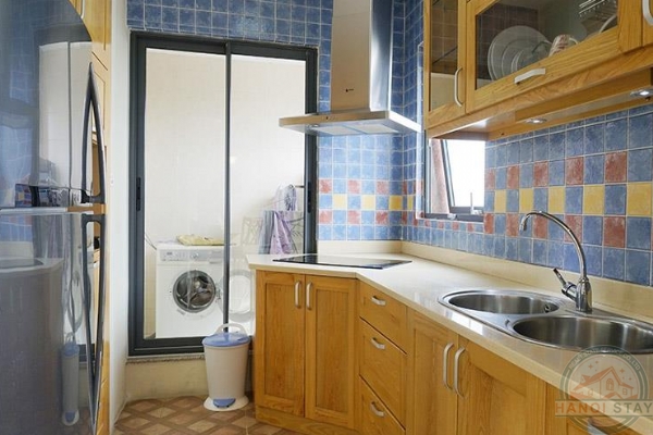 Luxury Two bedroom Apartment for lease in Hai Ba Trung street, Hoan Kiem 3