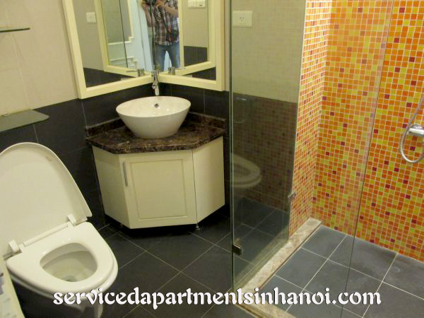Luxury two bedroom apartment for lease near Hoan Kiem Lake. 9