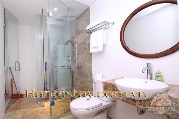 *Magnificant & Panoramic Lake View 2 Bedroom Apartment Rental in Quang An street, Tay Ho* 5