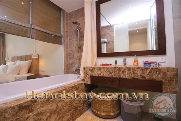 *Magnificant & Panoramic Lake View 2 Bedroom Apartment Rental in Quang An street, Tay Ho* 12