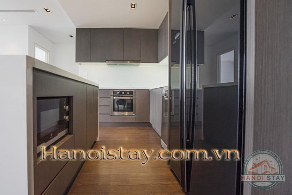 *Magnificent & Beautiful View 03 Bedroom Apartment Rental in Xuan Dieu str, Tay Ho* 6