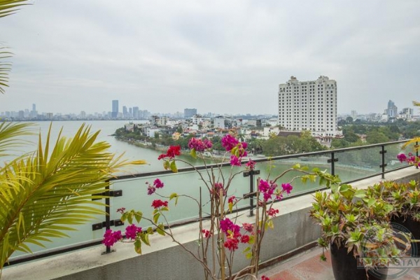 *Marvelous 03 BR Duplex apartment for rent in Xuan Dieu str, Tay ho Distr with Beautiful Lake View* 8