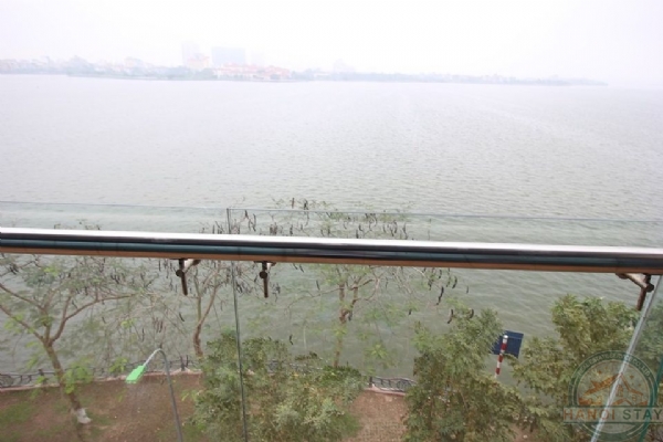 Modern 1-BR with Breathtaking Lake Views in Nhat Chieu, Tay Ho 2
