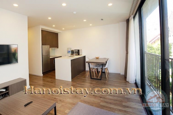 Modern 2BRb Apartment for rent in Heart of Tay Ho! GOOD PRICE & GREAT LOCATION! 1