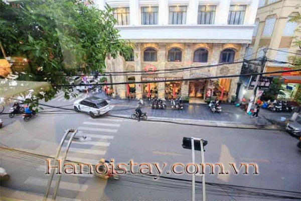 MODERN & ELEGANT Serviced Apartment in Hai Ba Trung,