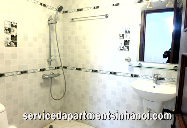 Modern Four bedroom apartment for rent in Thuy Khue str 10