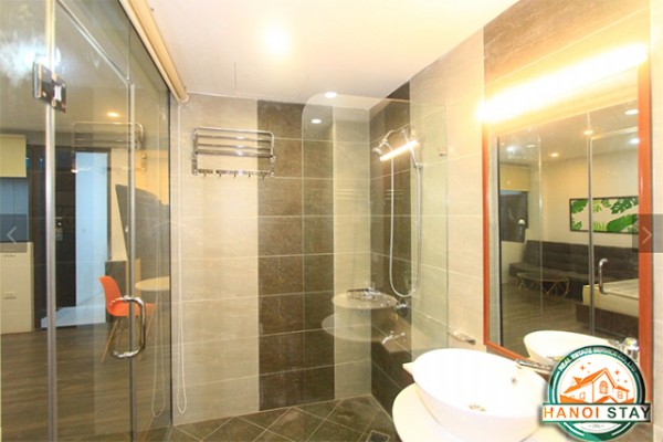 Modern Harmony Property Rental in Lac Long Quan street, Cau Giay District 9