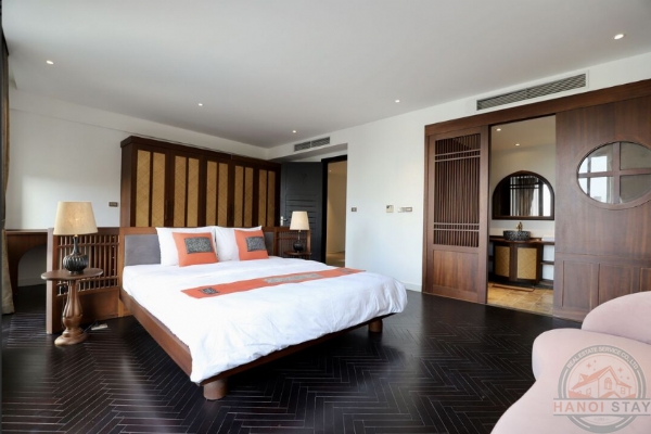 Modern Luxury: Spacious 4-Bedroom Apartment for Rent on Quang Khanh Street, Near the Lake 2