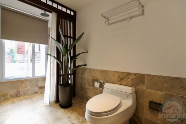 Modern Luxury: Spacious 4-Bedroom Apartment for Rent on Quang Khanh Street, Near the Lake 5