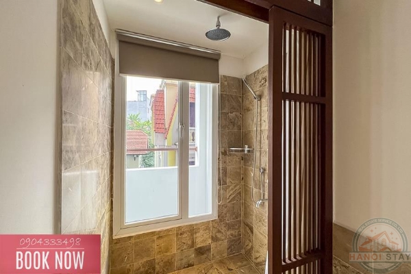 Modern Luxury: Spacious 4-Bedroom Apartment for Rent on Quang Khanh Street, Near the Lake 25