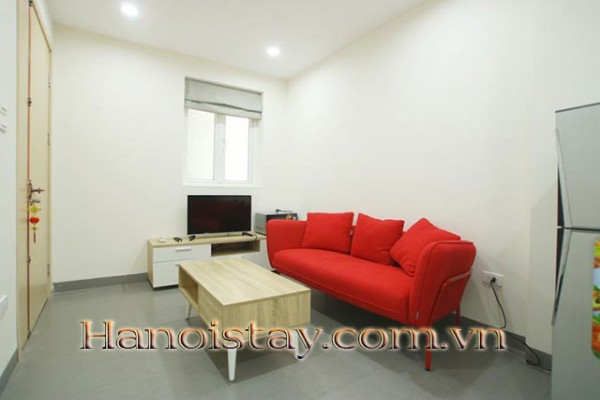 Modern one Bedroom Apartment Rental in Hoang hoa Tham str, Ba Dinh, Cheap Price 2