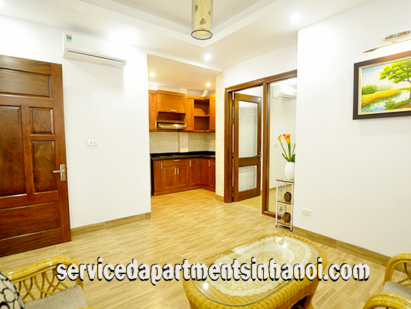 Modern One Bedroom Bedroom Apartment Rental in Lang Ha street, Cheap Price 2