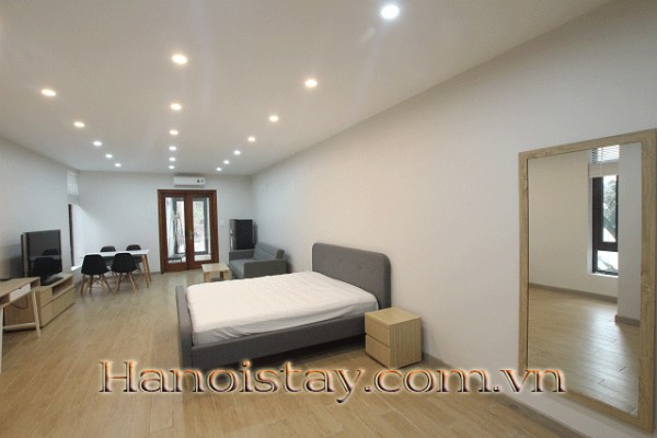 Modern One Bedroom Property Rental near Tran Hung Dao street, Hoan Kiem, Nice Balcony 3