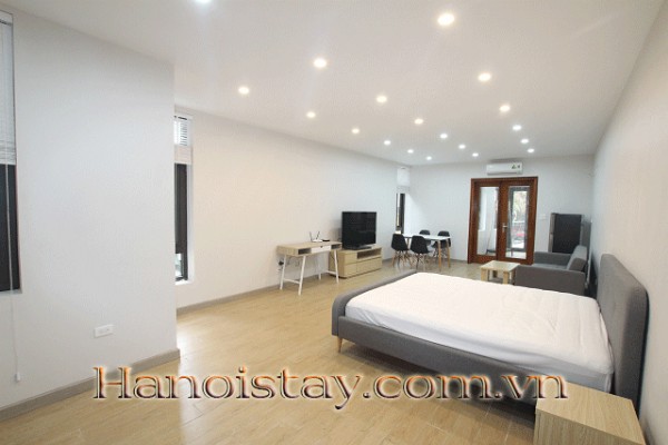 Modern One Bedroom Property Rental near Tran Hung Dao street, Hoan Kiem, Nice Balcony 5