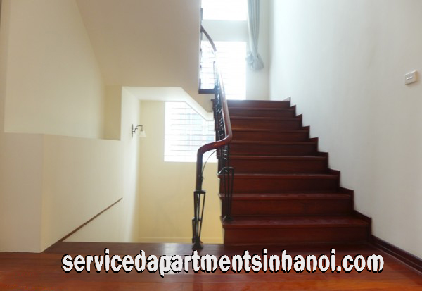 Modern Style Four bedroom Villa for rent in Tay Ho, Ha Noi, Garage for Car, Direct Car Access 12