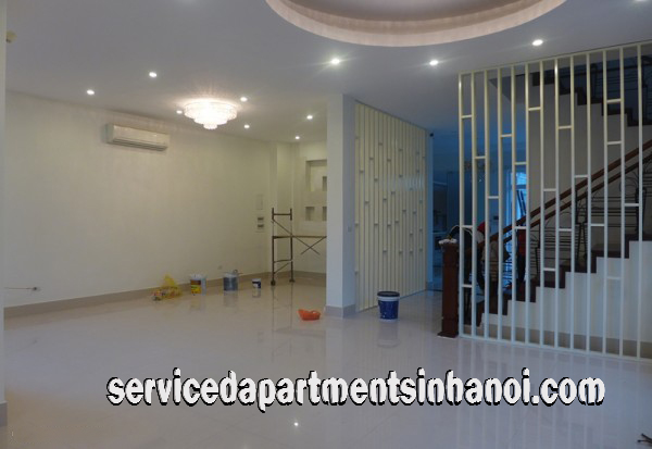 Modern Style Four bedroom Villa for rent in Tay Ho, Ha Noi, Garage for Car, Direct Car Access 2