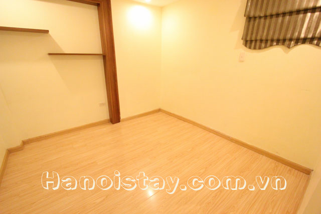 Modern Three Bedroom Apartment Rental in Giang Vo street, Dong Da 13
