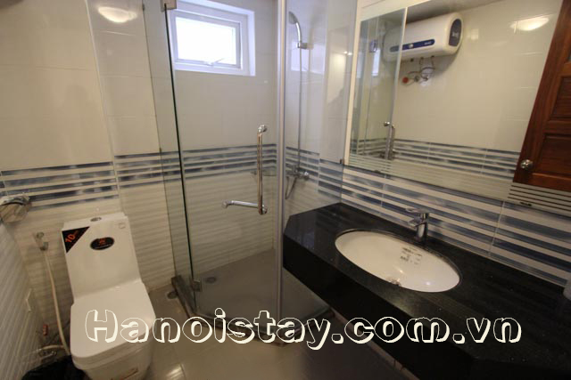 Modern Three Bedroom Apartment Rental in Giang Vo street, Dong Da 18